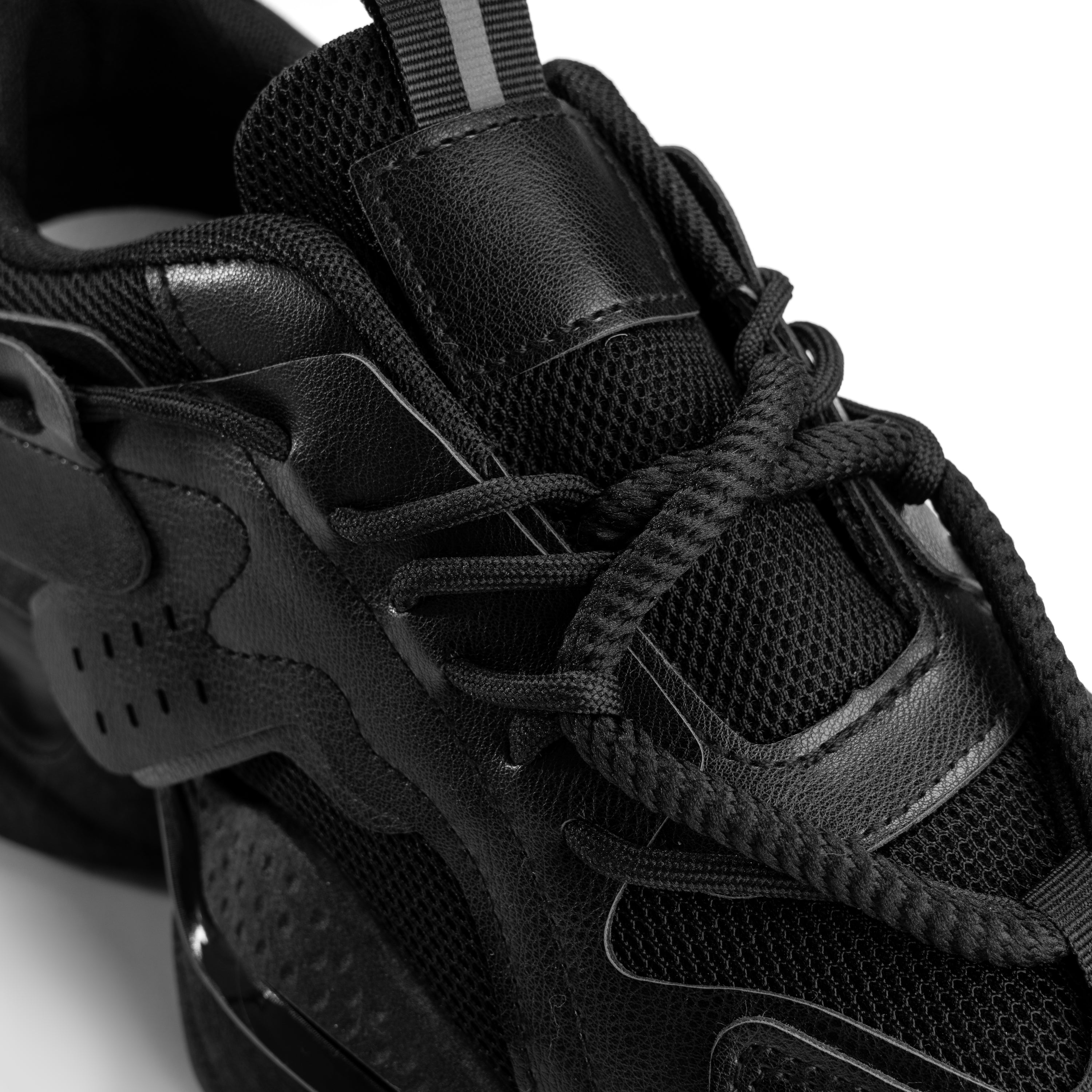 Chunky Master Sneakers - Black