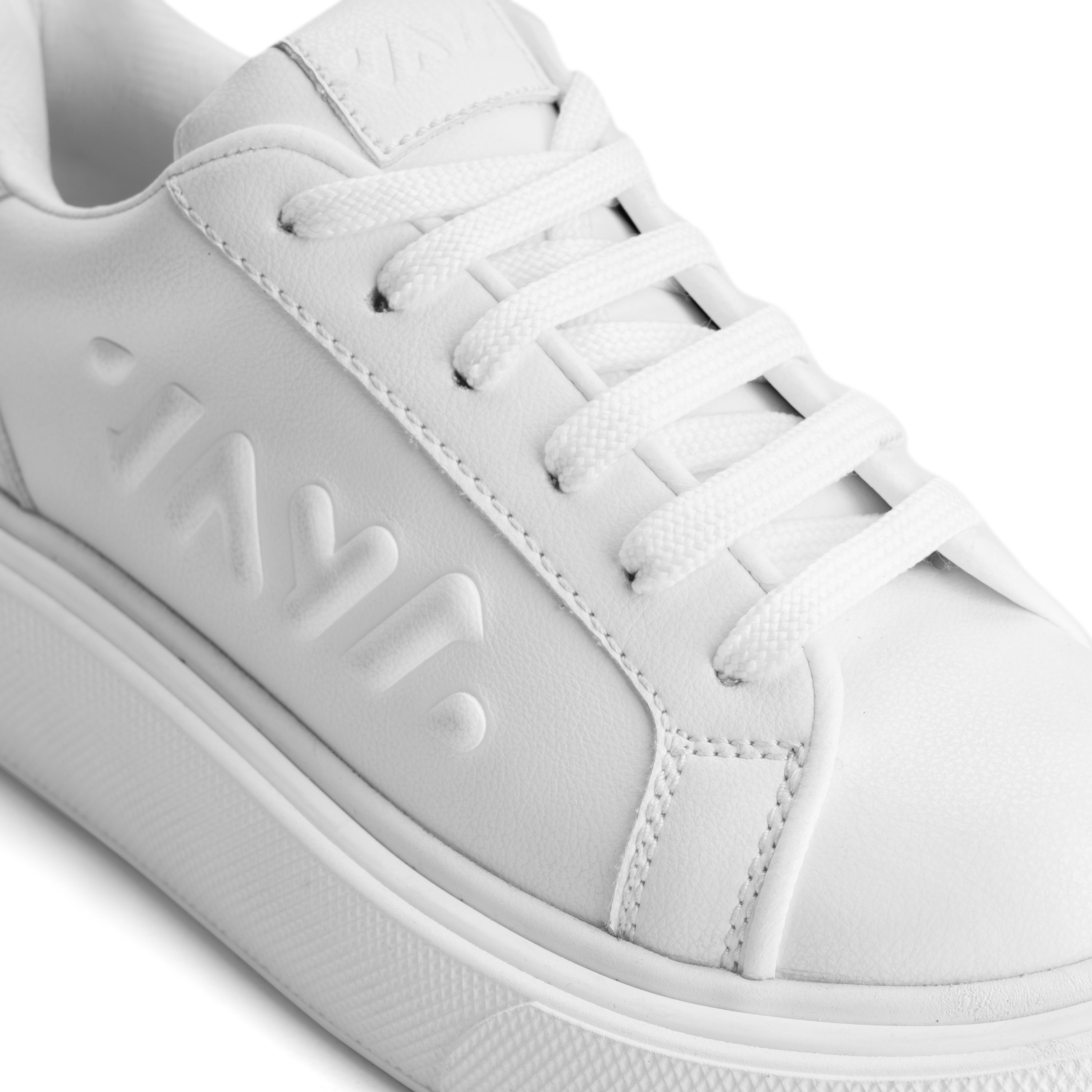 Nomad Luxe Sneaker - Pristine White