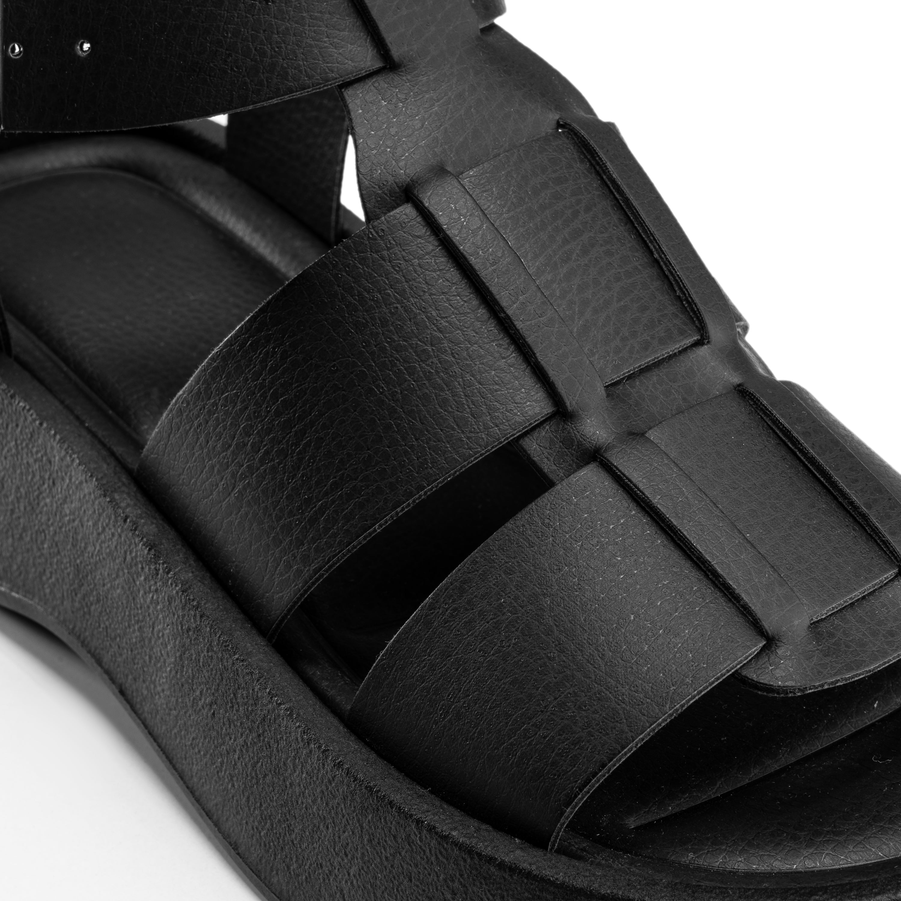 Broad Strap Buckle Sandals - Black