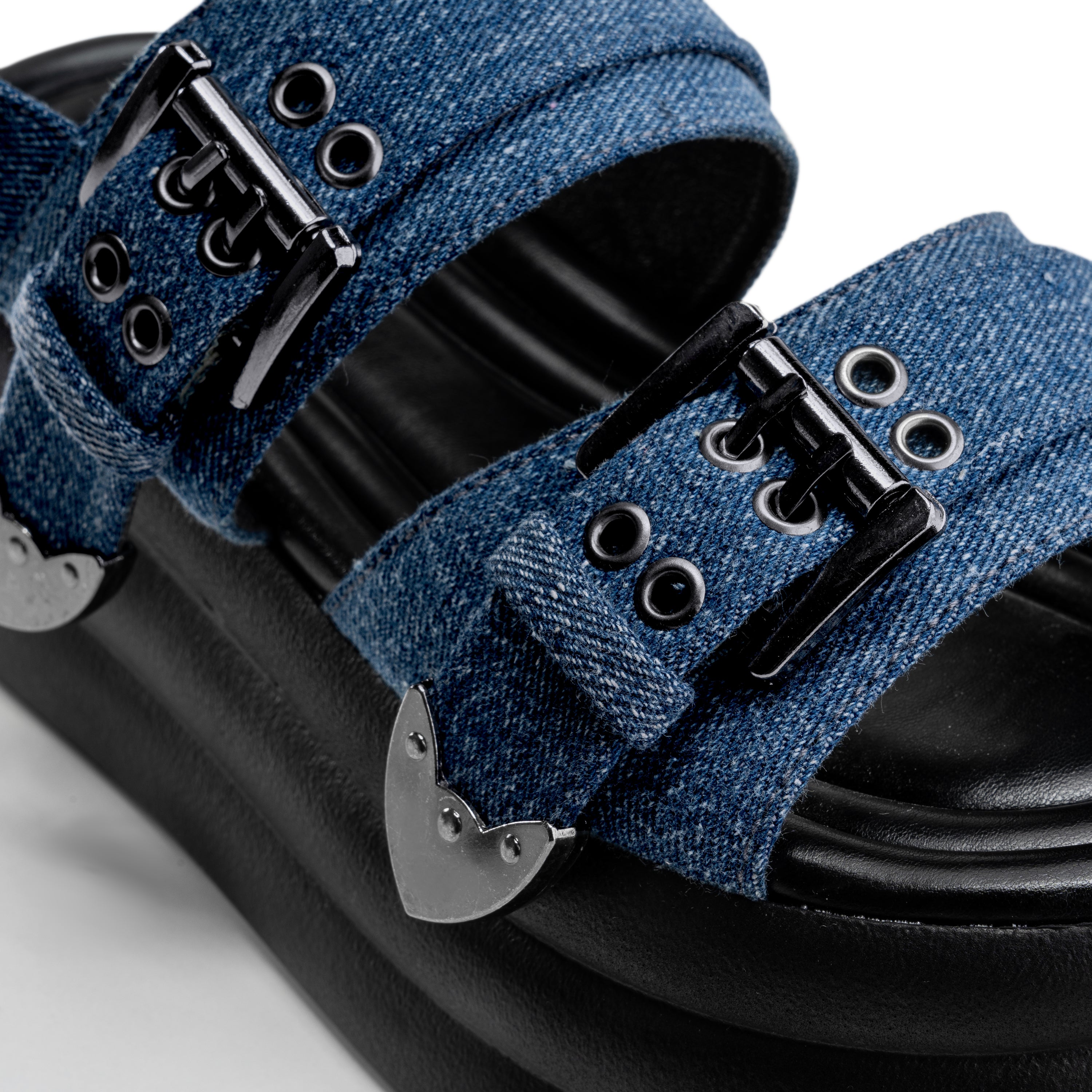 Strap Buckle Platform Sandals - Jeans