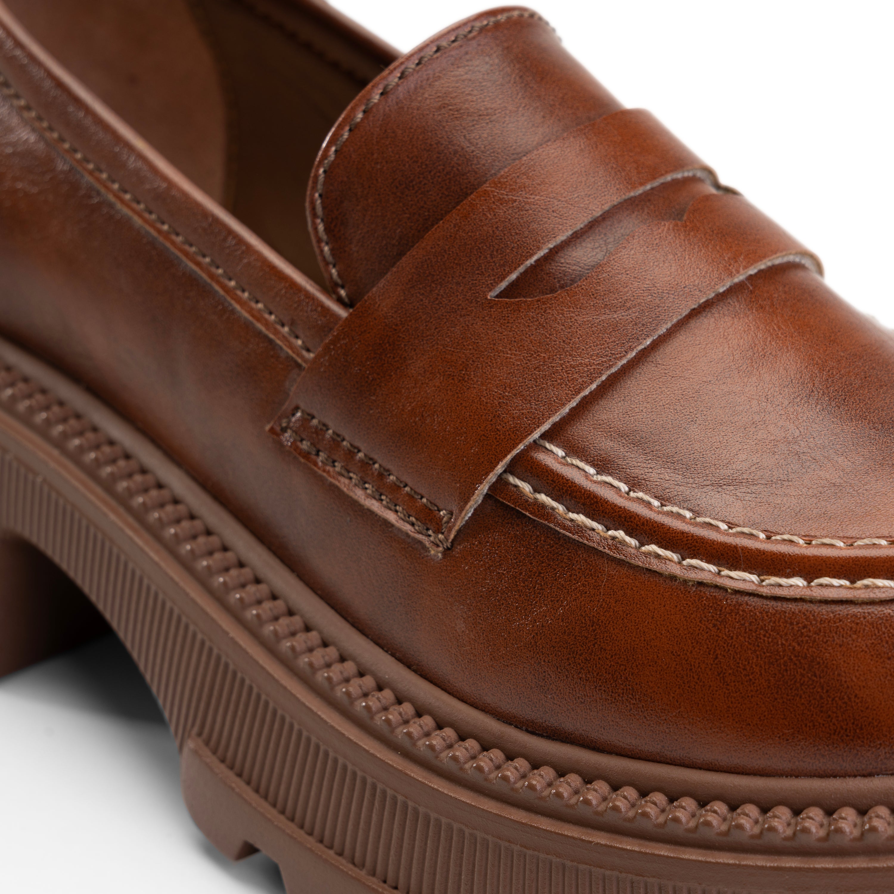 Trailblazer Chunky Loafers - Desert Camel