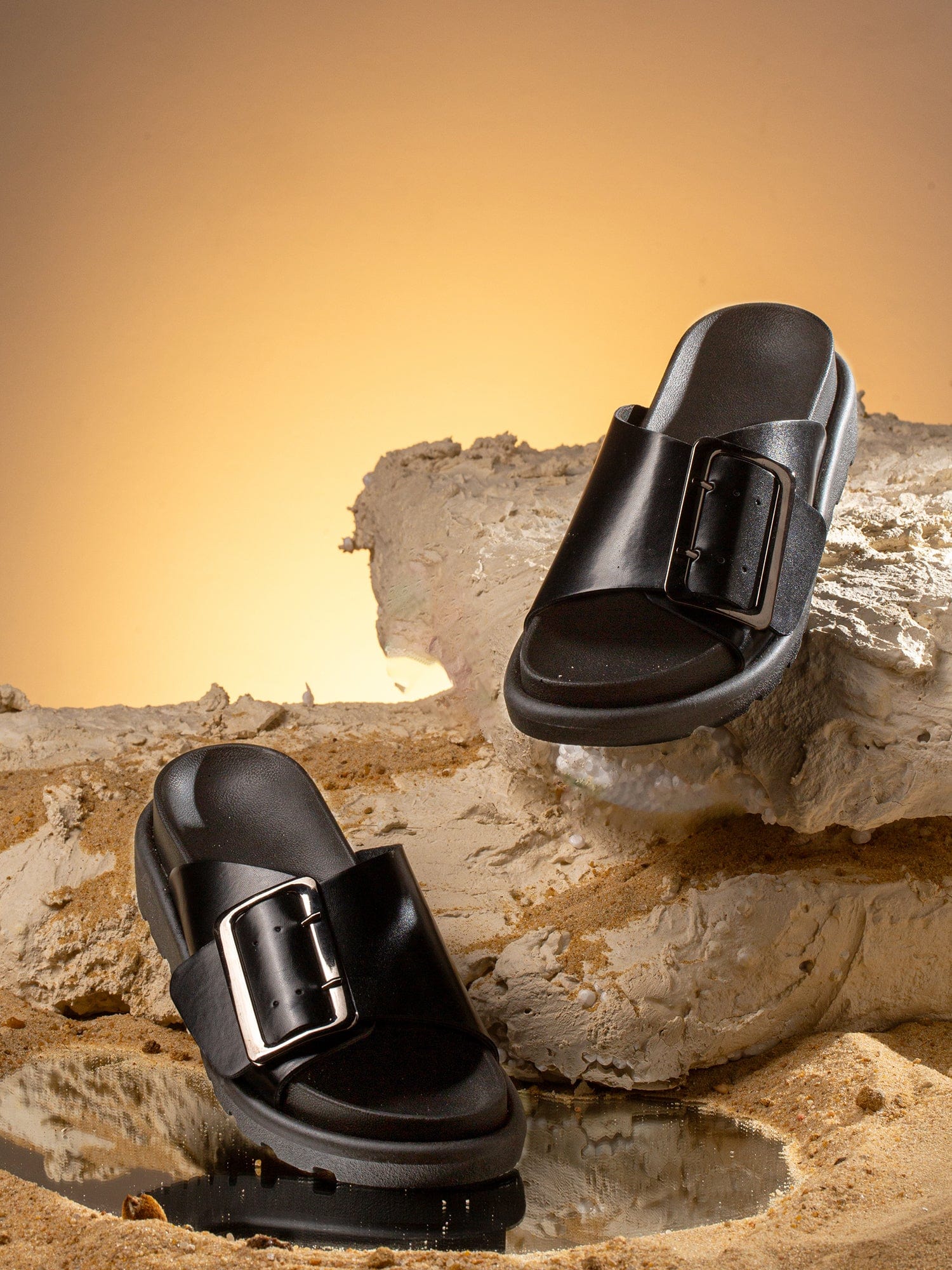 Buckle Comfy Slippers - Black