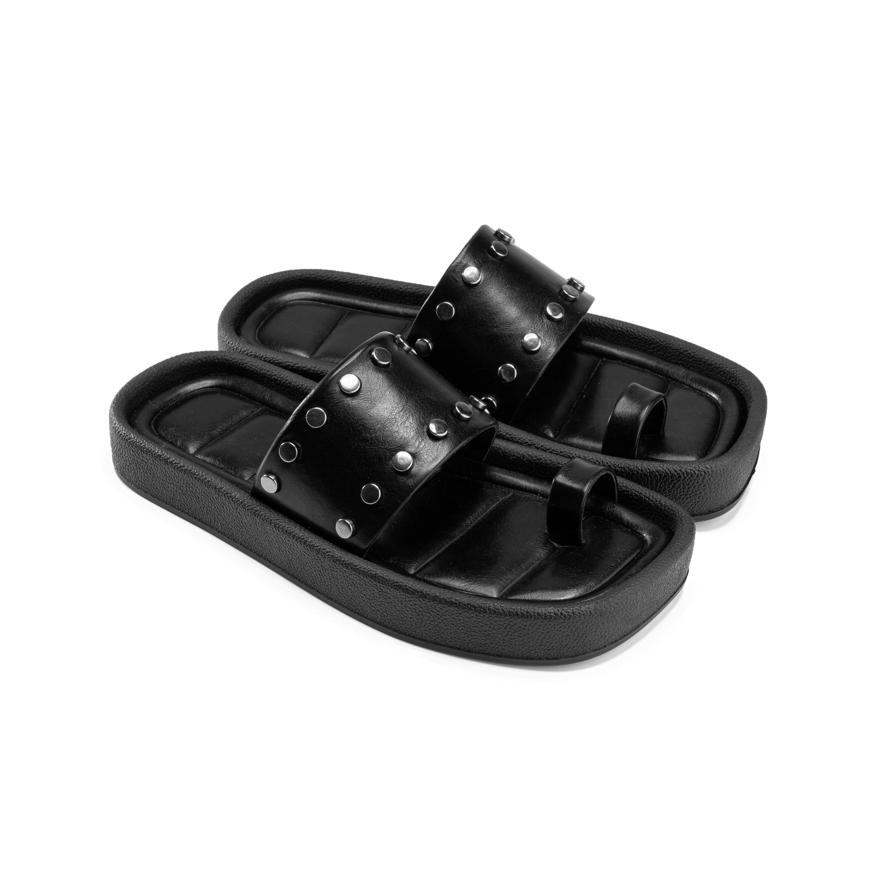 Studded Quilted Comfort Slides -Black