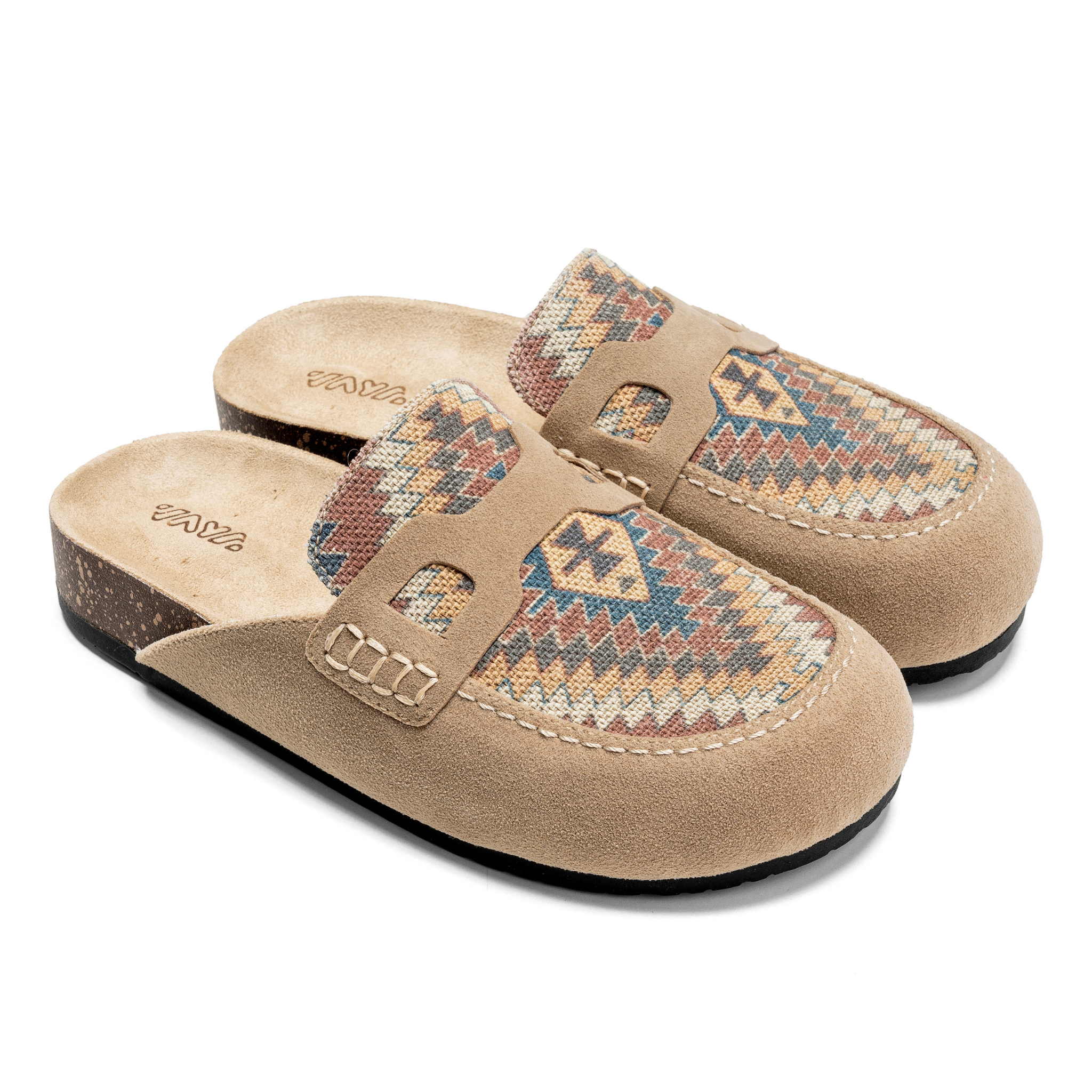 Desert Dune Patterned Clogs – Rustic Comfort and Style