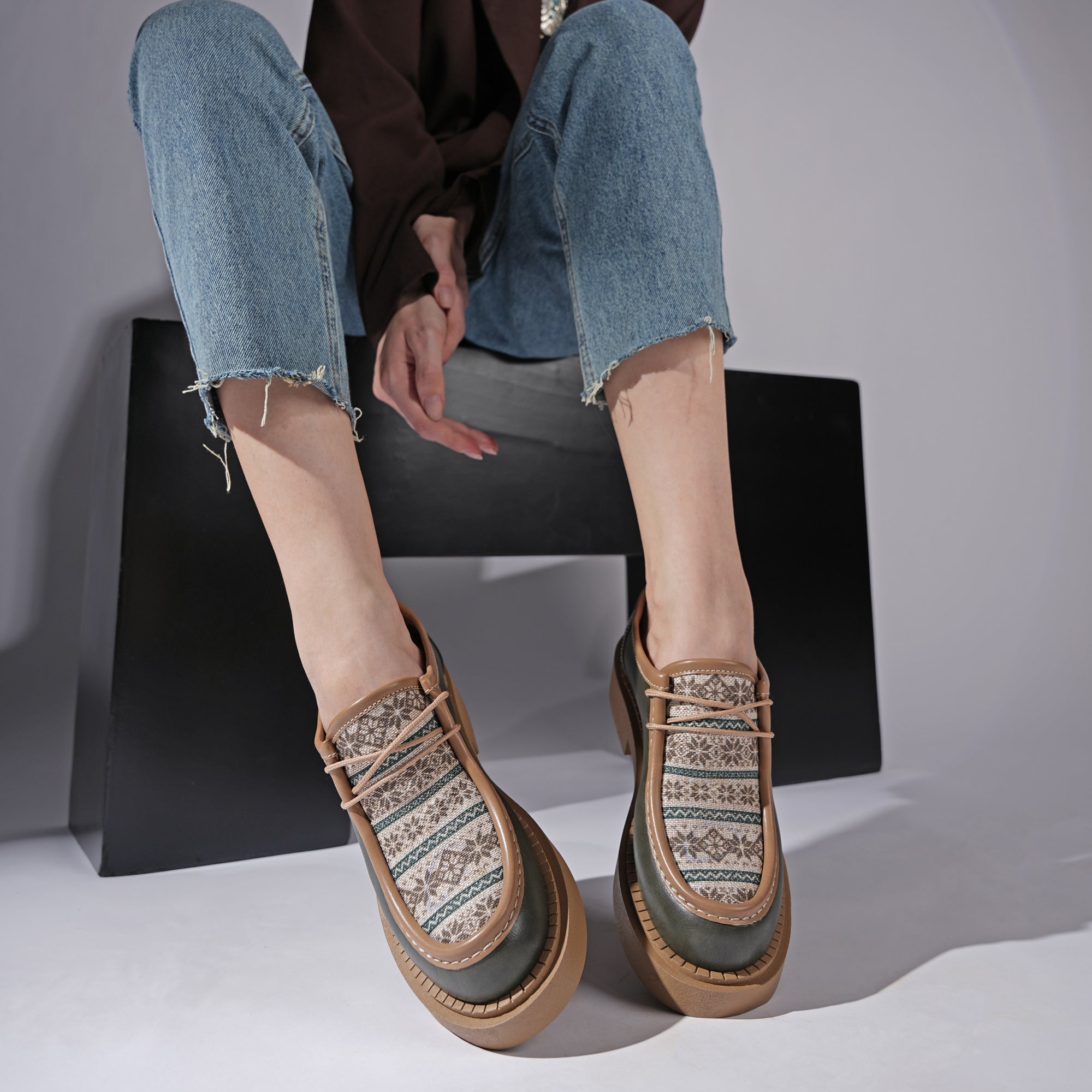 Patterned Lace-Up Platform Loafers - Olive