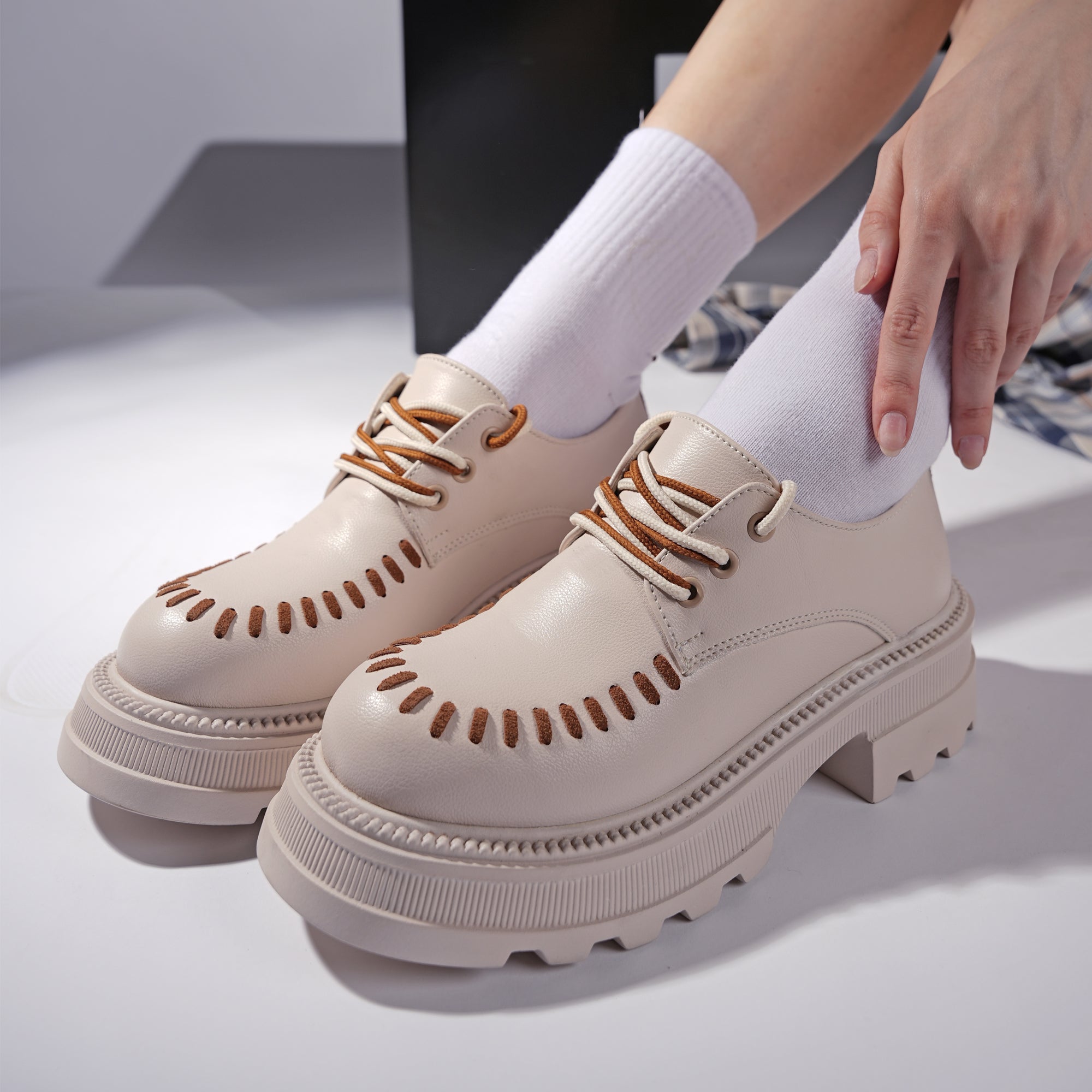 Stitched Chunky Lace-Up Derby Loafers - Beige