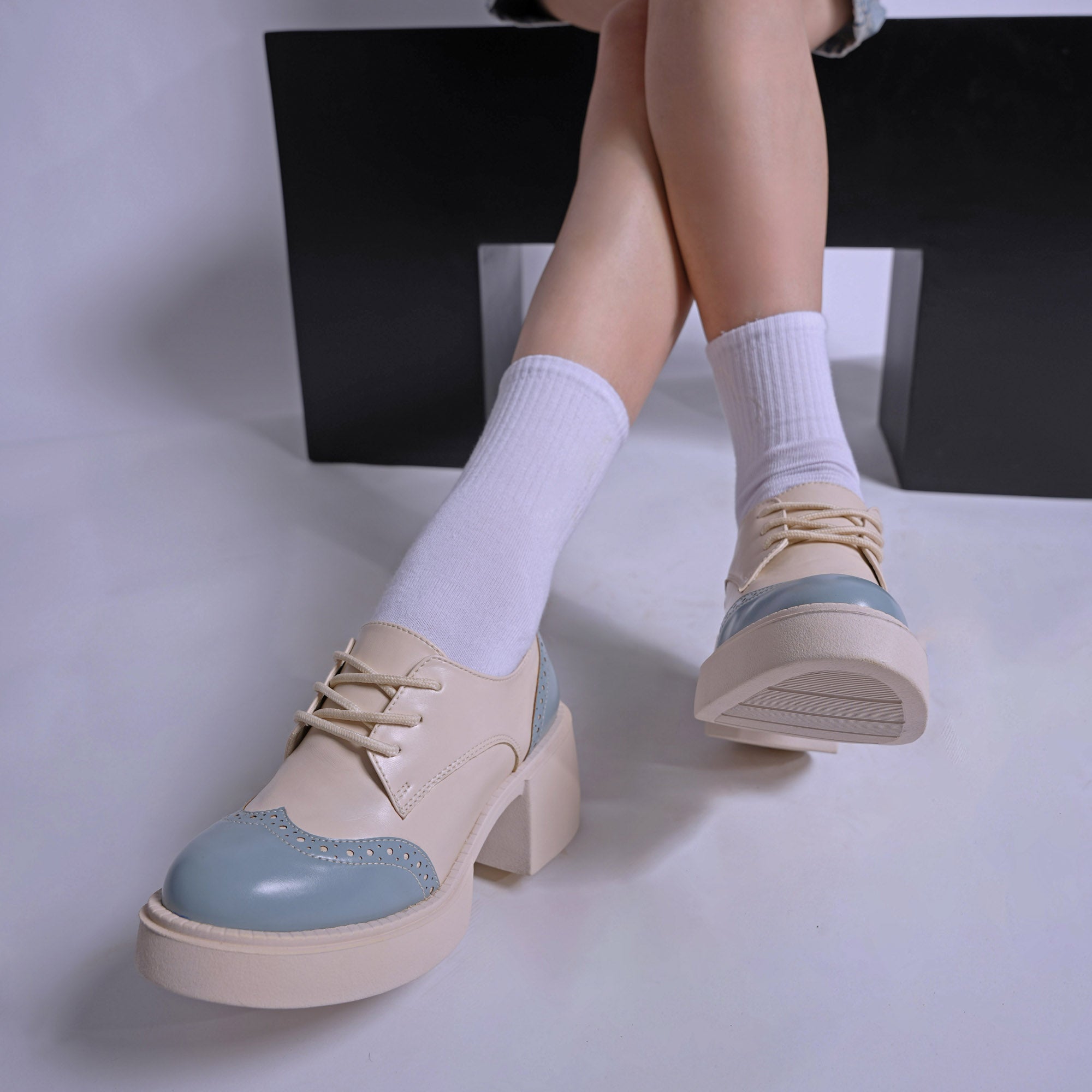 Brouge Two-Tone Derby Shoes with Platform Sole - Sky Blue