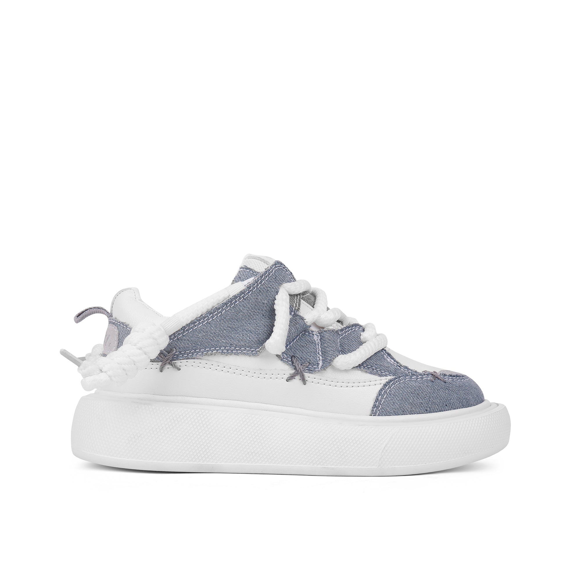 Chunky Lace Low-Top Sneakers - Light Jeans