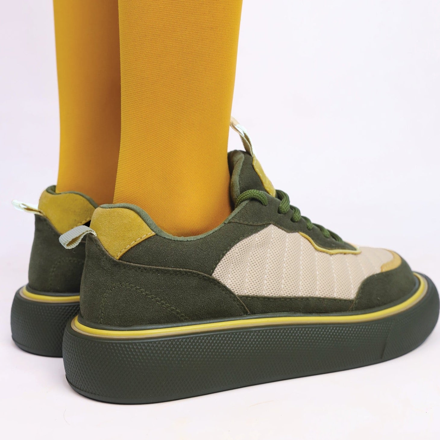 Aseada Walk Flat Sneaker - Lush Green